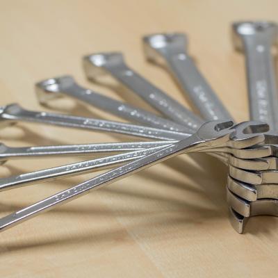 Combination wrench set